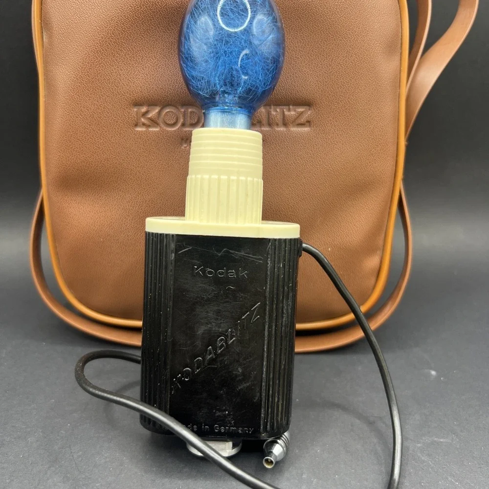 Vintage‎ 1950s Kodak Kodablitz Flash Unit With Original Pouch & Manual GERMANY